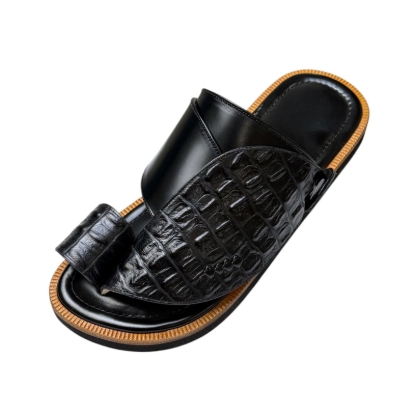 Picture of Saudi-made genuine leather shoe