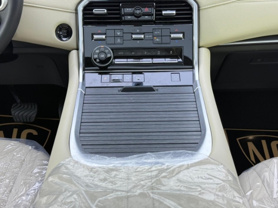 Picture of NISSAN PATROL SE