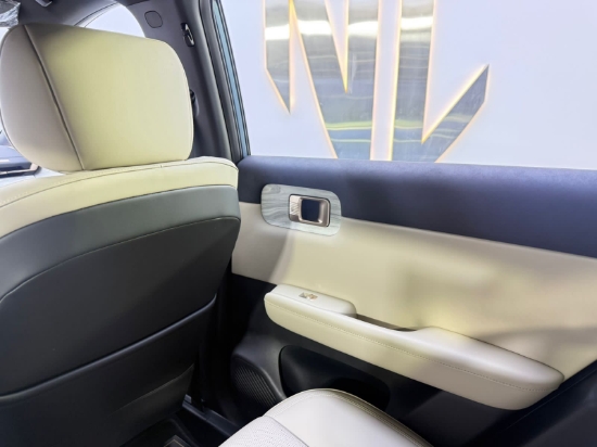 Picture of CHEVROLET CAPTIVE PHEV