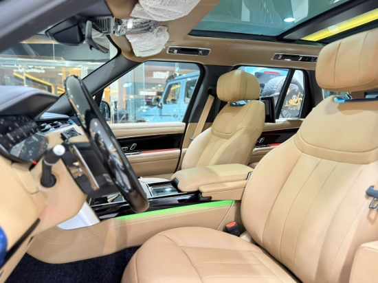 Picture of RANGE ROVER AUTOBIOGRAPHY P530