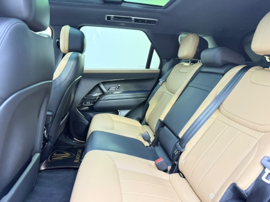 Picture of RANGE ROVER  DYNAMIC SE P400