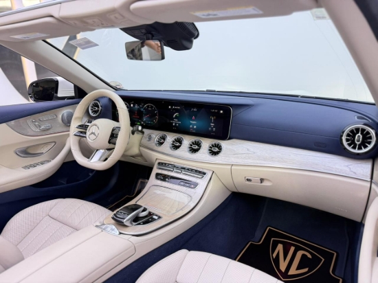 Picture of MERCEDES E450