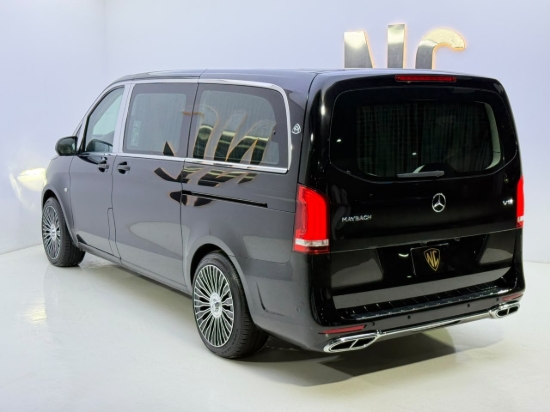 Picture of MERCEDES V12 MAYBACH