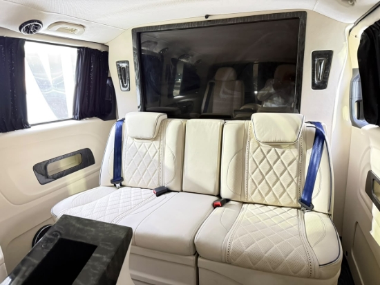 Picture of MERCEDES V12 MAYBACH