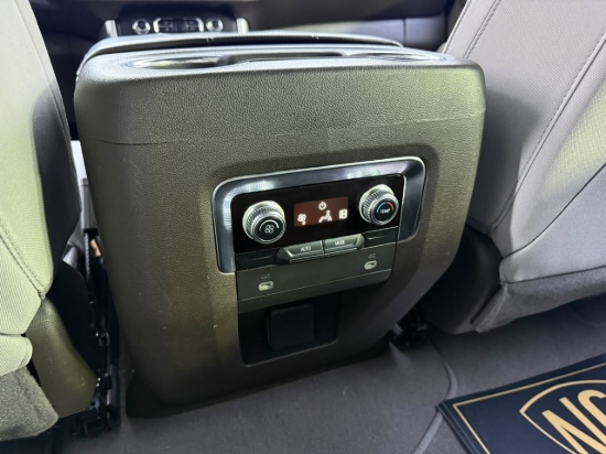 Picture of GMC YUKON  SLE