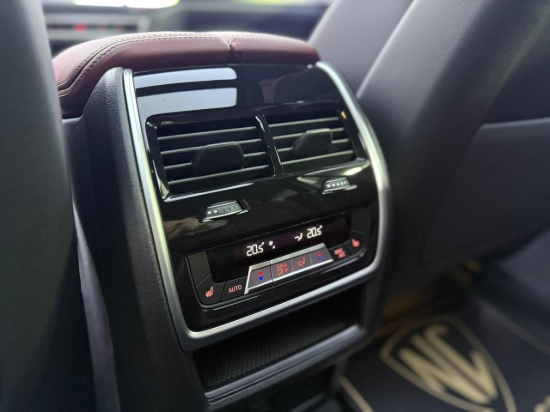 Picture of BMW X6