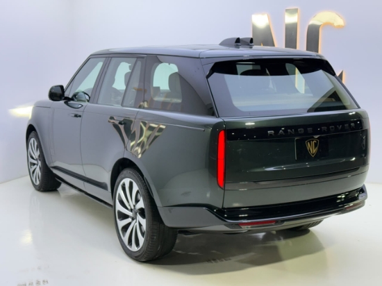 Picture of RANGE ROVER AUTOBIOGRAPHY P400