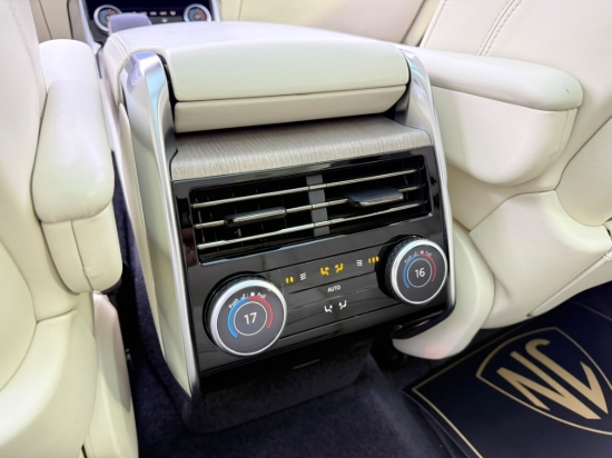 Picture of RANGE ROVER AUTOBIOGRAPHY P530