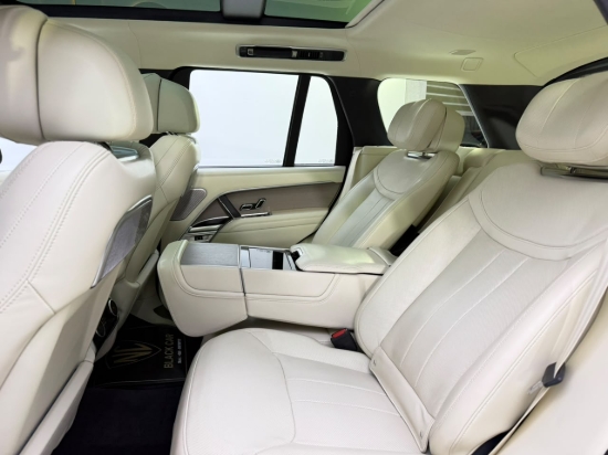 Picture of RANGE ROVER AUTOBIOGRAPHY P530