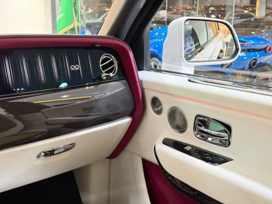 Picture of ROLLS ROYCE CULLINAN