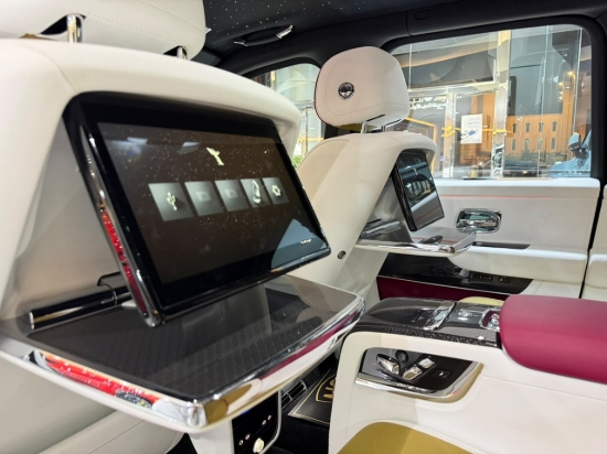Picture of ROLLS ROYCE CULLINAN
