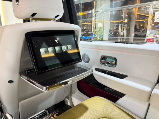 Picture of ROLLS ROYCE CULLINAN