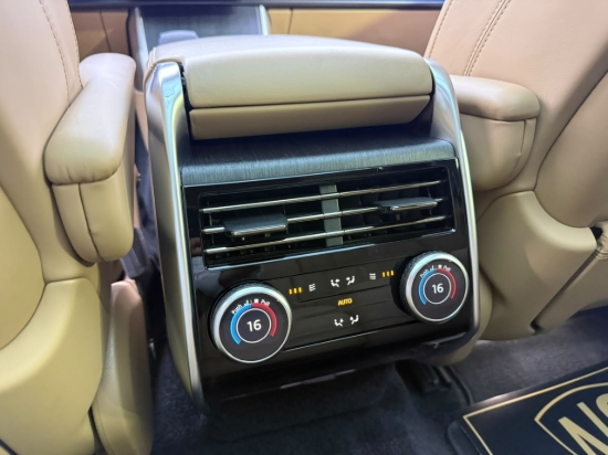 Picture of RANGE ROVER HSE-P550e