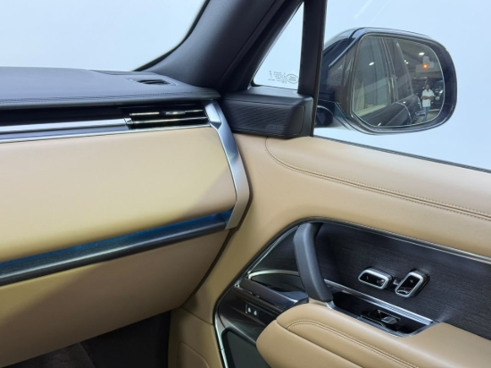 Picture of RANGE ROVER HSE-P550e