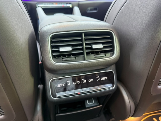 Picture of MERCEDES GLE450