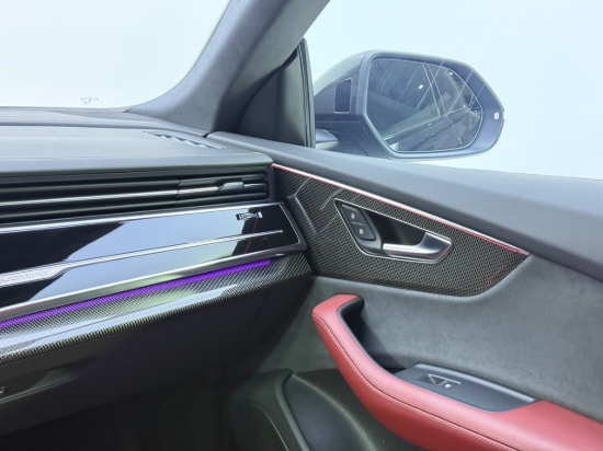 Picture of AUDI SQ8