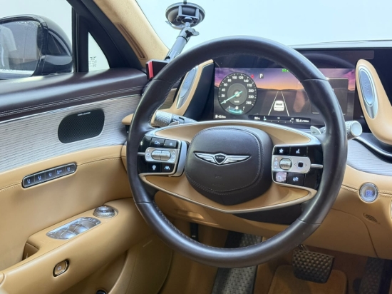 Picture of GENESIS G90