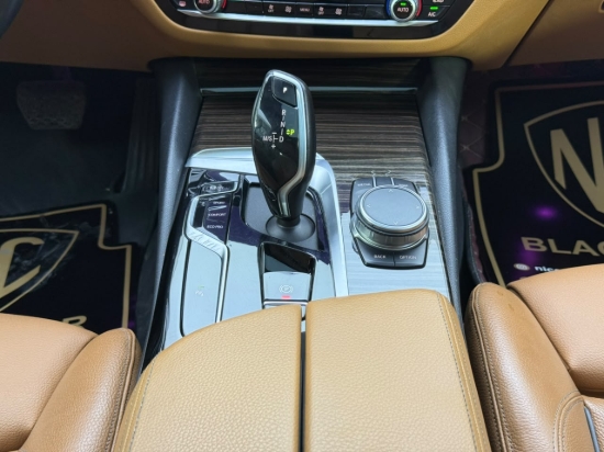 Picture of BMW 520i