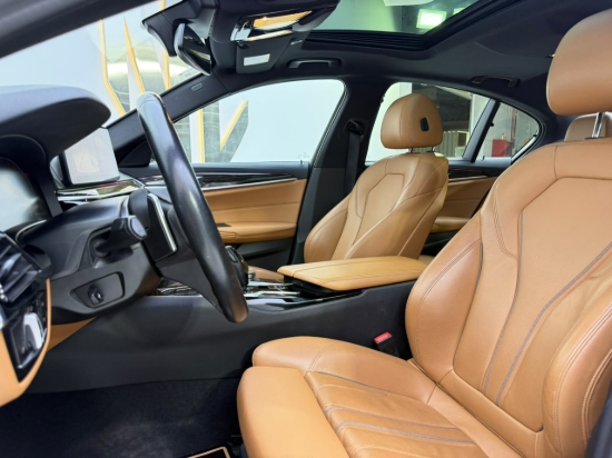 Picture of BMW 520i