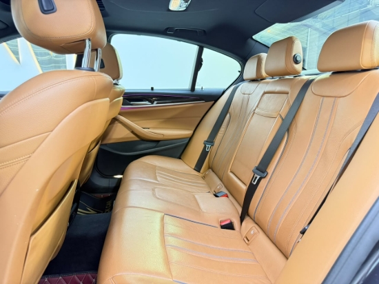 Picture of BMW 520i