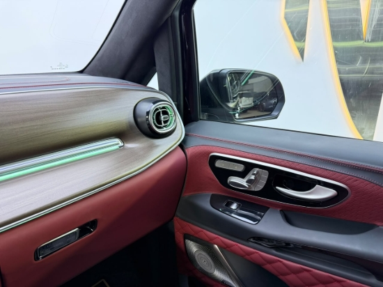 Picture of MERCEDES VITO MAYBACH
