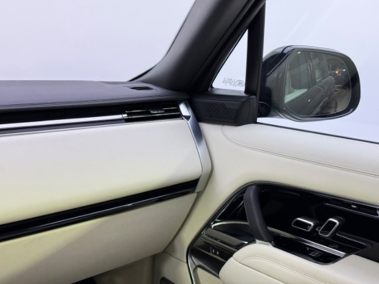 Picture of RANGE ROVER AUTOBIOGRAPHY P530 Long