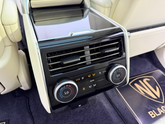 Picture of RANGE ROVER AUTOBIOGRAPHY P530 Long