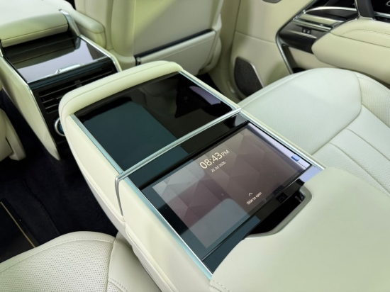 Picture of RANGE ROVER AUTOBIOGRAPHY P530 Long