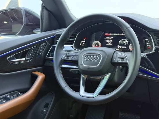 Picture of AUDI Q8 S-Line