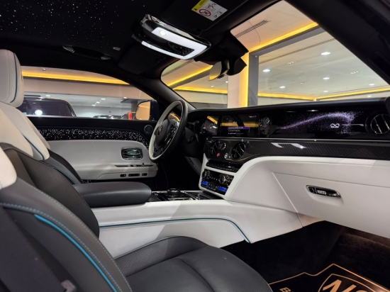Picture of ROLLS ROYCE SPECTRE
