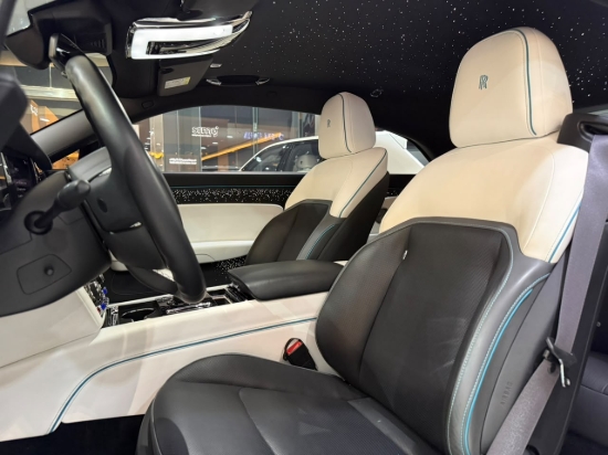 Picture of ROLLS ROYCE SPECTRE