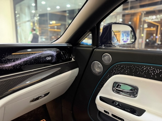 Picture of ROLLS ROYCE SPECTRE