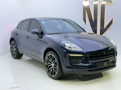 Picture of PORSCHE MACAN