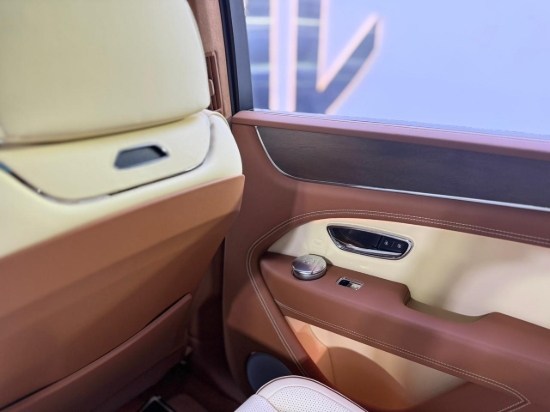 Picture of BENTLEY BENTAYGA