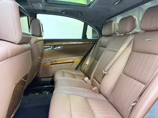 Picture of MERCEDES S600