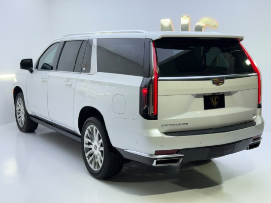 Picture of CADILLAC ESCALADE 600