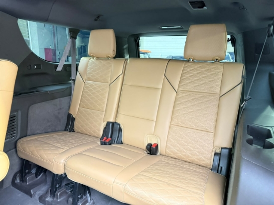 Picture of CADILLAC ESCALADE 600