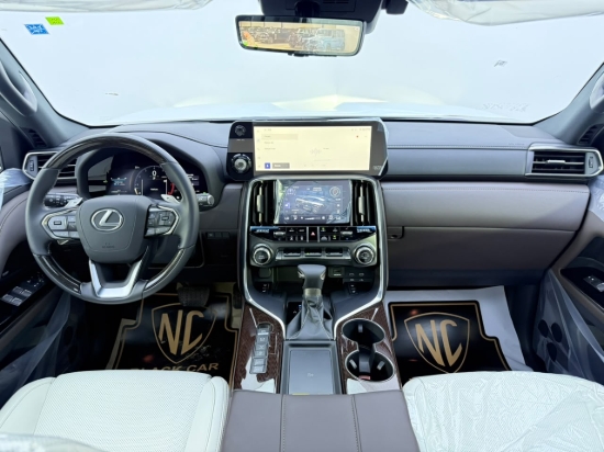 Picture of LEXUS LX600