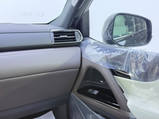 Picture of LEXUS LX600
