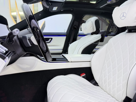 Picture of MERCEDES S580