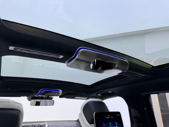 Picture of MERCEDES S580