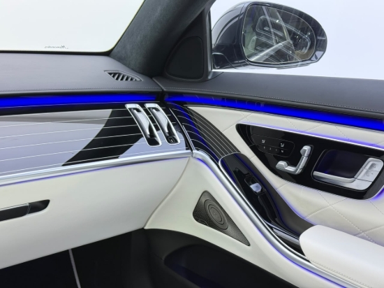Picture of MERCEDES S580
