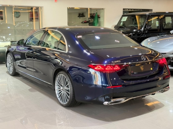 Picture of MERCEDES S580