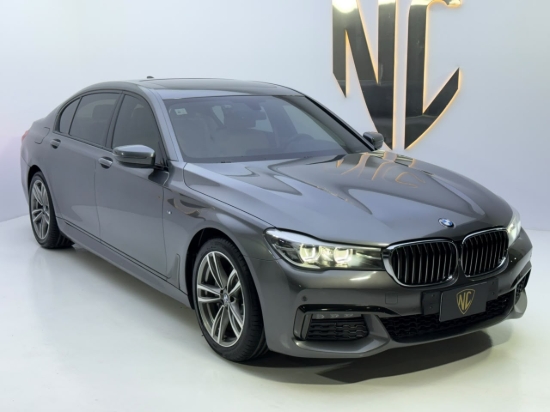 Picture of BMW 730