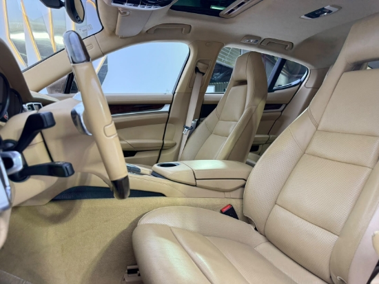 Picture of PORSCHE PANAMERA 4S