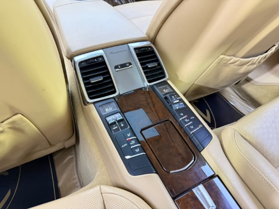 Picture of PORSCHE PANAMERA 4S