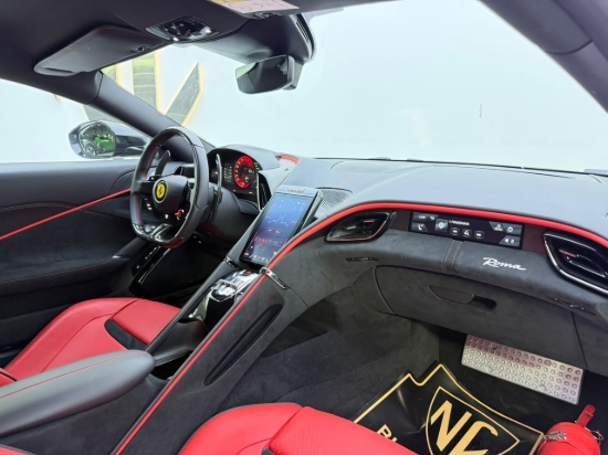 Picture of FERRARI ROMA