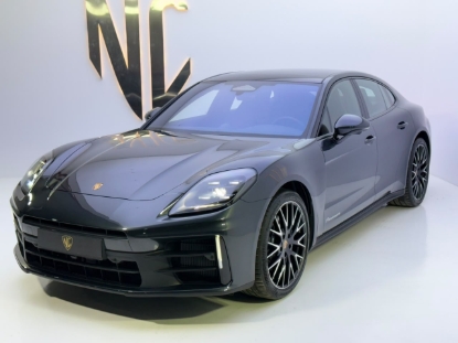Picture of PORSCHE PANAMERA