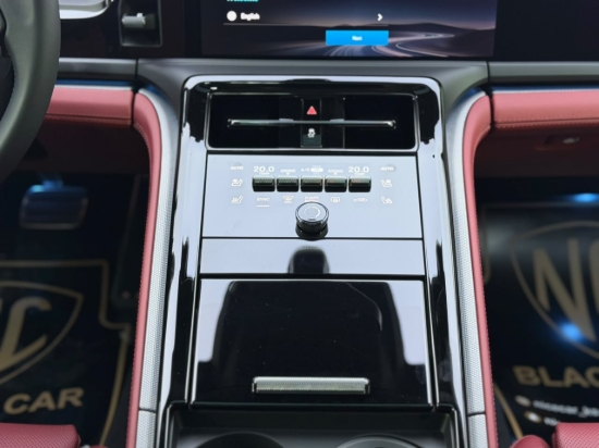 Picture of PORSCHE PANAMERA