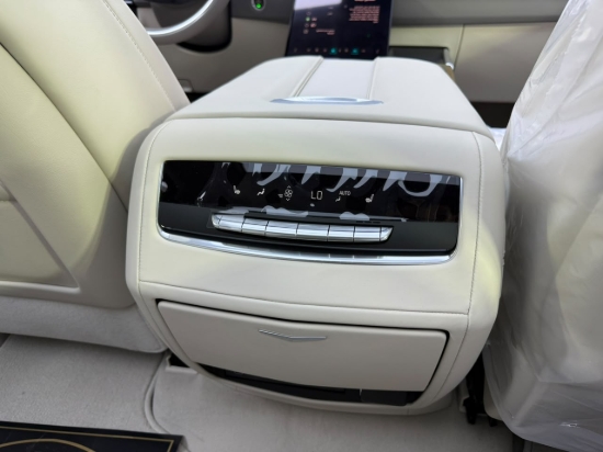 Picture of CADILLAC ESCALADE SPORT PLATINUM